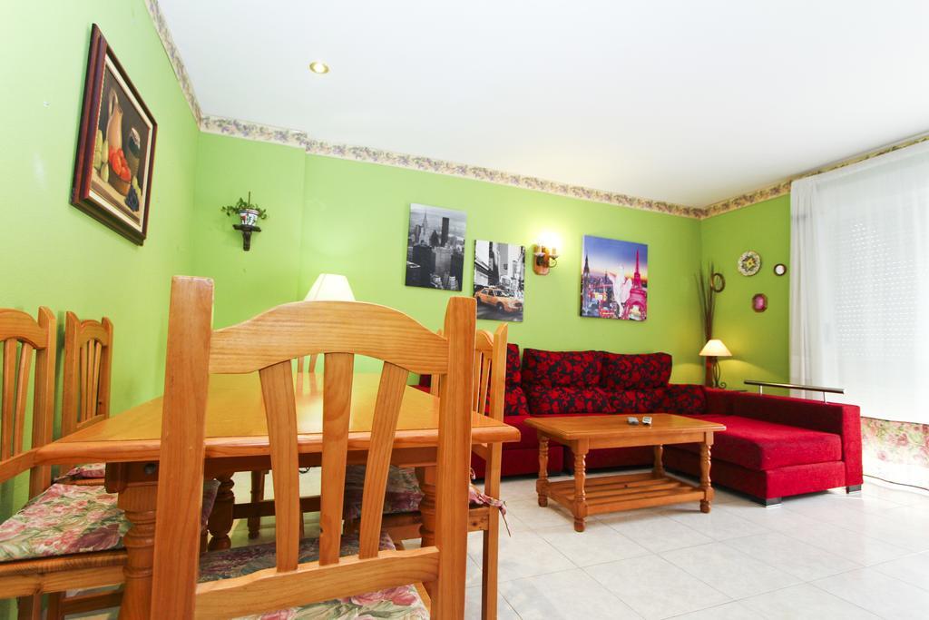 Mar Pineda Planet Costa Dorada Apartman La Pineda Szoba fotó